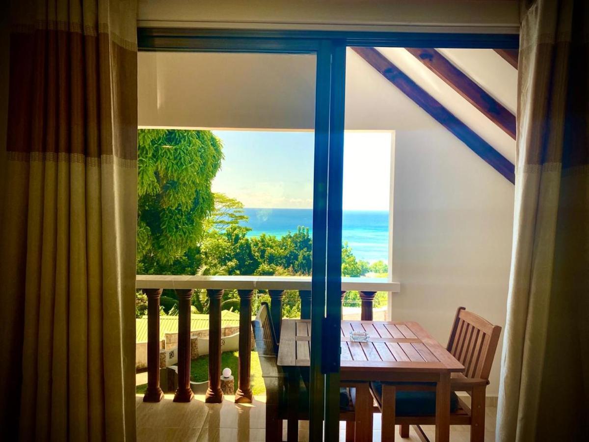 Vista D'Oro Hotel Anse Volbert Village Eksteriør billede